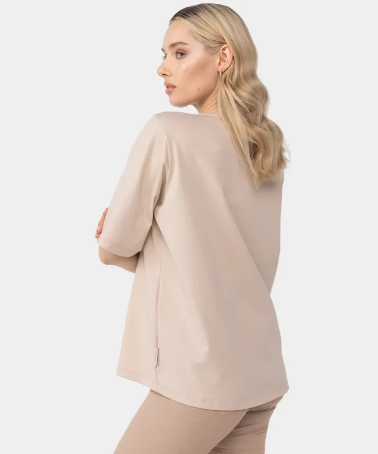 Klasyczny T-shirt Cozy Leisure